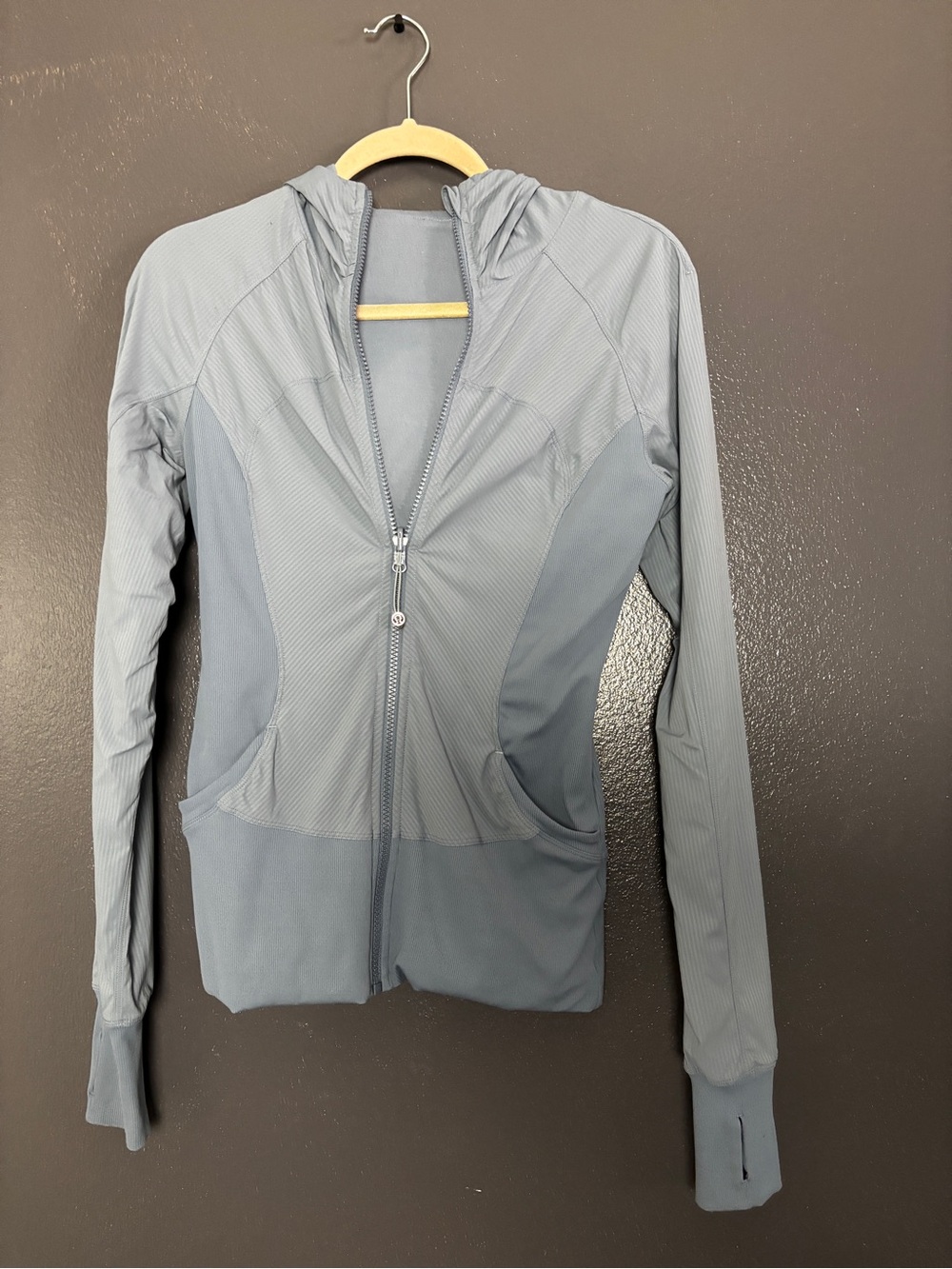 Vintage 00s Lululemon Baby Blue Scuba/Track Jacket - Size 6